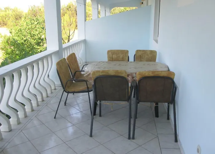 Stueckler Apartmán Vir
